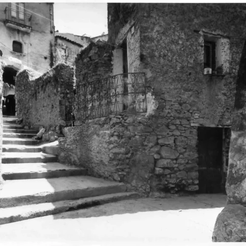 VieÔÇìtri di Pz Ex Orat.S.Giov. E 1039 maggio ’72